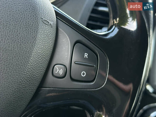 Бежевый Рено Каптур, объемом двигателя 1.46 л и пробегом 100 тыс. км за 13200 $, фото 48 на Automoto.ua