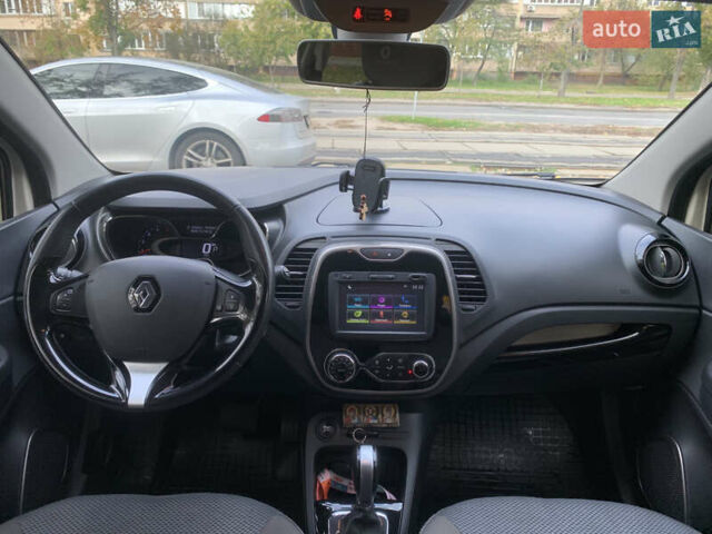 Бежевий Рено Каптур, об'ємом двигуна 1.46 л та пробігом 115 тис. км за 13500 $, фото 11 на Automoto.ua