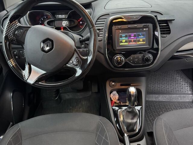 Бежевый Рено Каптур, объемом двигателя 1.5 л и пробегом 58 тыс. км за 14200 $, фото 3 на Automoto.ua