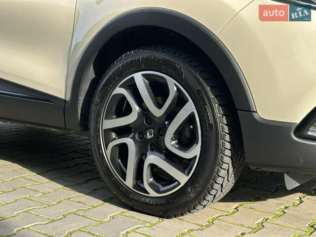 Бежевый Рено Каптур, объемом двигателя 1.46 л и пробегом 100 тыс. км за 13200 $, фото 21 на Automoto.ua