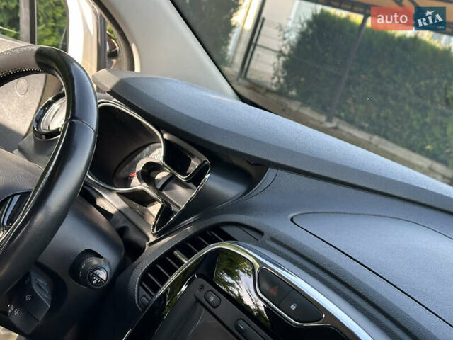 Бежевый Рено Каптур, объемом двигателя 1.46 л и пробегом 100 тыс. км за 13200 $, фото 38 на Automoto.ua