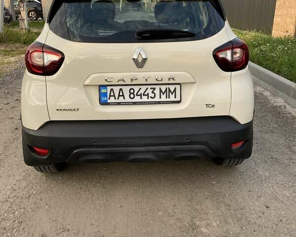 Бежевий Рено Каптур, об'ємом двигуна 0.9 л та пробігом 54 тис. км за 13599 $, фото 4 на Automoto.ua