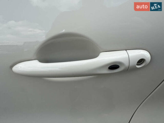 Бежевий Рено Каптур, об'ємом двигуна 0.9 л та пробігом 54 тис. км за 13599 $, фото 8 на Automoto.ua