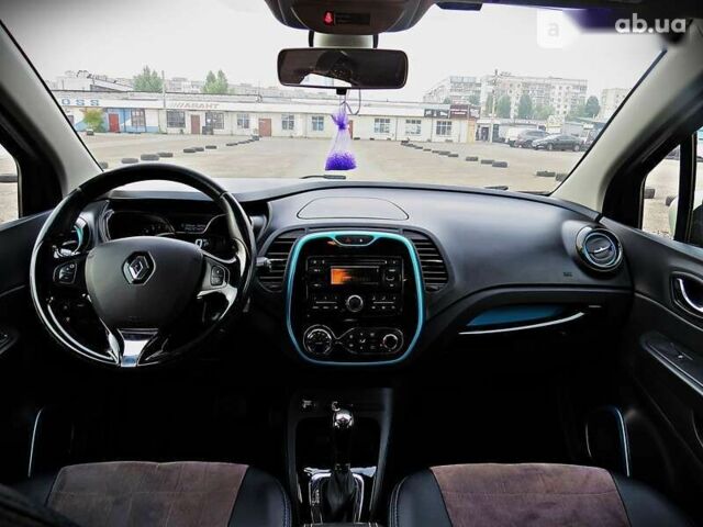 Черный Рено Каптур, объемом двигателя 1.2 л и пробегом 122 тыс. км за 12500 $, фото 16 на Automoto.ua