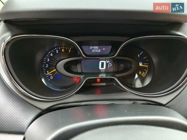 Черный Рено Каптур, объемом двигателя 1.2 л и пробегом 124 тыс. км за 13500 $, фото 13 на Automoto.ua
