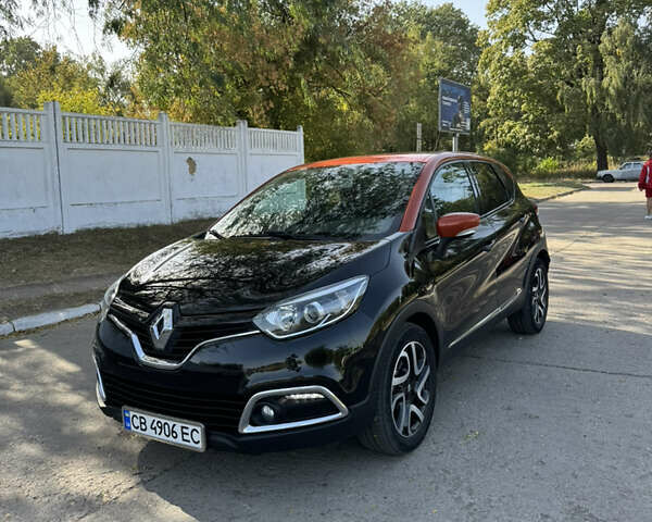 Черный Рено Каптур, объемом двигателя 1.5 л и пробегом 114 тыс. км за 10000 $, фото 2 на Automoto.ua