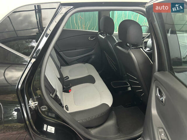 Чорний Рено Каптур, об'ємом двигуна 1.2 л та пробігом 133 тис. км за 9999 $, фото 33 на Automoto.ua