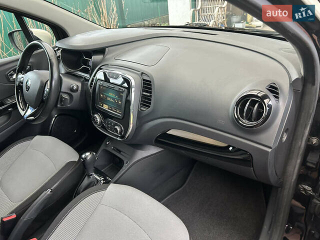 Чорний Рено Каптур, об'ємом двигуна 1.2 л та пробігом 133 тис. км за 9999 $, фото 44 на Automoto.ua