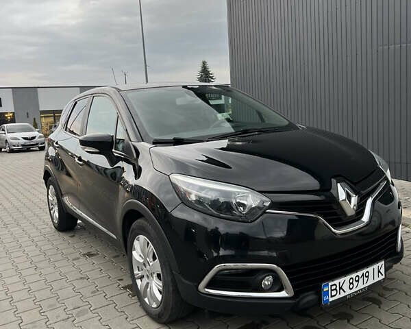 Черный Рено Каптур, объемом двигателя 1.5 л и пробегом 214 тыс. км за 10700 $, фото 3 на Automoto.ua