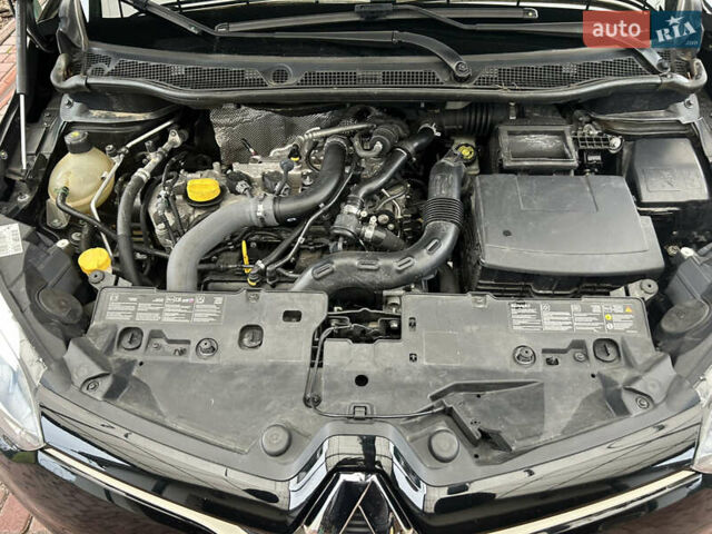 Чорний Рено Каптур, об'ємом двигуна 1.2 л та пробігом 133 тис. км за 9999 $, фото 47 на Automoto.ua