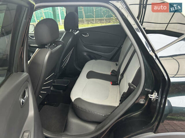 Чорний Рено Каптур, об'ємом двигуна 1.2 л та пробігом 133 тис. км за 9999 $, фото 26 на Automoto.ua