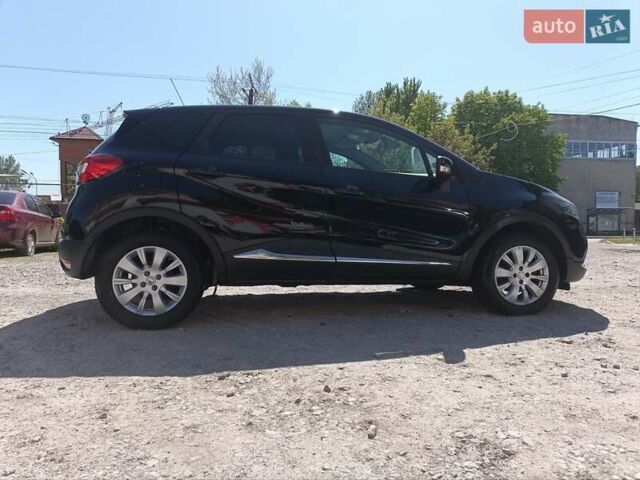 Чорний Рено Каптур, об'ємом двигуна 1.46 л та пробігом 222 тис. км за 12000 $, фото 23 на Automoto.ua