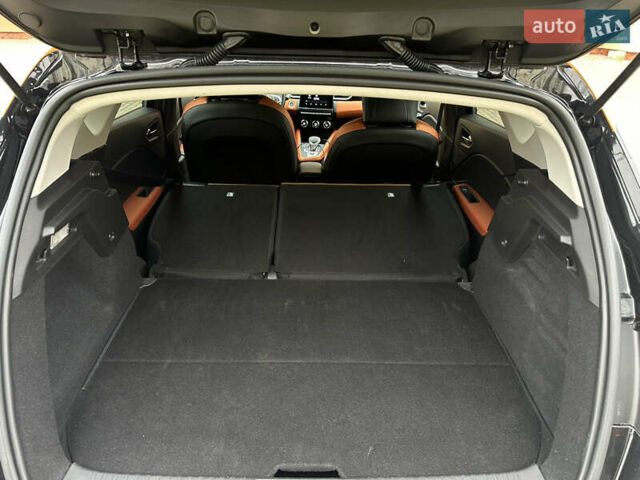 Черный Рено Каптур, объемом двигателя 1.6 л и пробегом 14 тыс. км за 19999 $, фото 53 на Automoto.ua