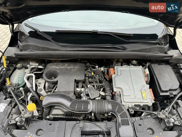 Черный Рено Каптур, объемом двигателя 1.6 л и пробегом 14 тыс. км за 19999 $, фото 56 на Automoto.ua