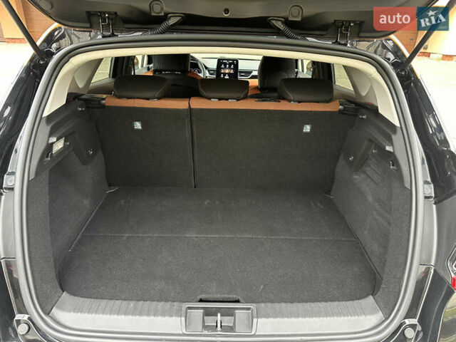 Черный Рено Каптур, объемом двигателя 1.6 л и пробегом 14 тыс. км за 19999 $, фото 51 на Automoto.ua