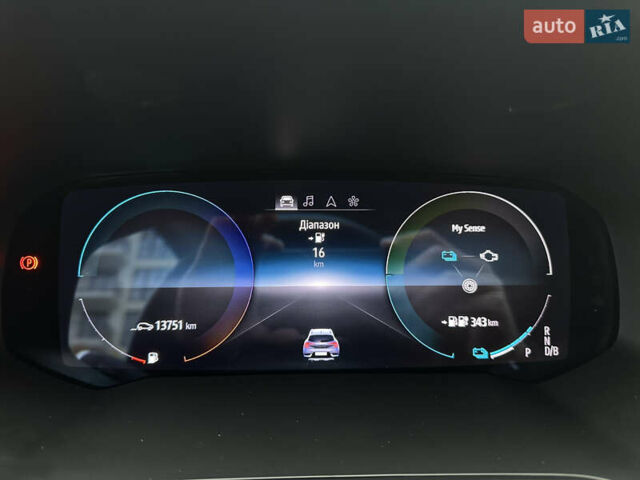 Черный Рено Каптур, объемом двигателя 1.6 л и пробегом 14 тыс. км за 19999 $, фото 27 на Automoto.ua