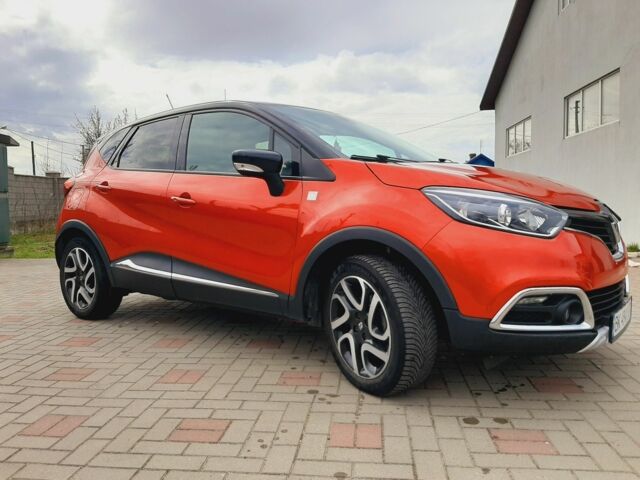 Красный Рено Каптур, объемом двигателя 1.5 л и пробегом 245 тыс. км за 11300 $, фото 5 на Automoto.ua