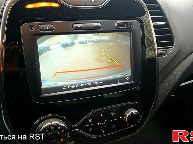 Красный Рено Каптур, объемом двигателя 1.5 л и пробегом 100 тыс. км за 14500 $, фото 9 на Automoto.ua