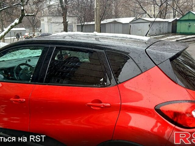 Красный Рено Каптур, объемом двигателя 1.5 л и пробегом 100 тыс. км за 14500 $, фото 3 на Automoto.ua