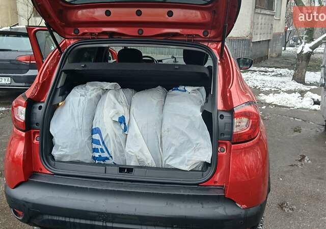 Червоний Рено Каптур, об'ємом двигуна 1.5 л та пробігом 100 тис. км за 14500 $, фото 4 на Automoto.ua