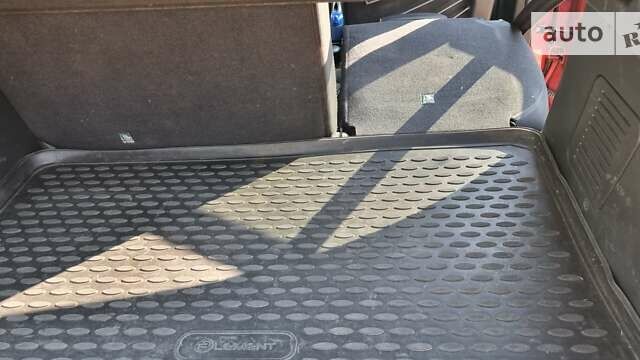 Червоний Рено Каптур, об'ємом двигуна 1.46 л та пробігом 168 тис. км за 15900 $, фото 26 на Automoto.ua