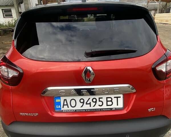 Червоний Рено Каптур, об'ємом двигуна 1.46 л та пробігом 30 тис. км за 16300 $, фото 2 на Automoto.ua