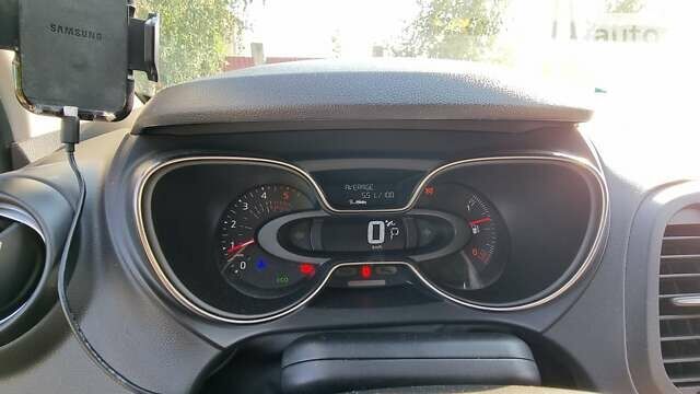 Червоний Рено Каптур, об'ємом двигуна 1.46 л та пробігом 168 тис. км за 15900 $, фото 9 на Automoto.ua