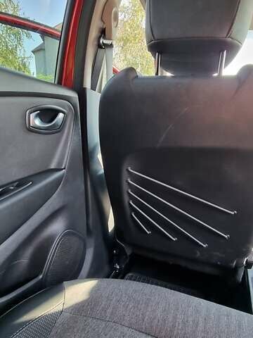 Червоний Рено Каптур, об'ємом двигуна 1.46 л та пробігом 168 тис. км за 15900 $, фото 22 на Automoto.ua