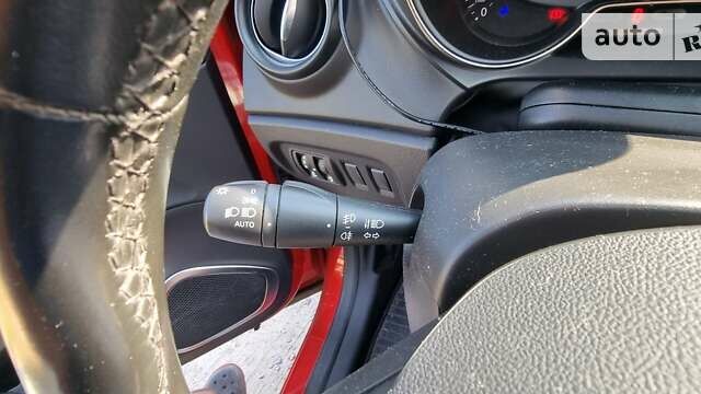 Червоний Рено Каптур, об'ємом двигуна 1.46 л та пробігом 168 тис. км за 15900 $, фото 16 на Automoto.ua