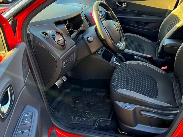 Червоний Рено Каптур, об'ємом двигуна 1.5 л та пробігом 50 тис. км за 17000 $, фото 7 на Automoto.ua