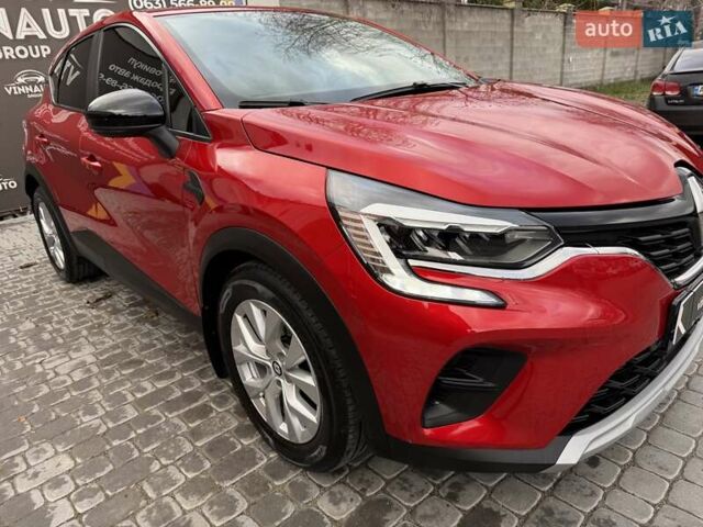 Красный Рено Каптур, объемом двигателя 1.3 л и пробегом 28 тыс. км за 18500 $, фото 34 на Automoto.ua