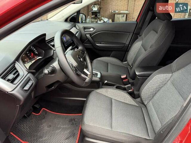 Красный Рено Каптур, объемом двигателя 1.3 л и пробегом 28 тыс. км за 18500 $, фото 60 на Automoto.ua