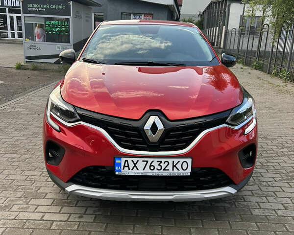 Красный Рено Каптур, объемом двигателя 1.33 л и пробегом 23 тыс. км за 21000 $, фото 1 на Automoto.ua