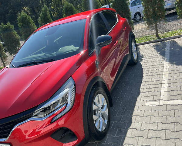 Червоний Рено Каптур, об'ємом двигуна 1.3 л та пробігом 27 тис. км за 19200 $, фото 3 на Automoto.ua
