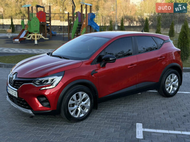 Красный Рено Каптур, объемом двигателя 1.3 л и пробегом 27 тыс. км за 19299 $, фото 10 на Automoto.ua
