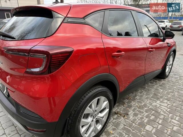 Красный Рено Каптур, объемом двигателя 1.3 л и пробегом 28 тыс. км за 18500 $, фото 36 на Automoto.ua