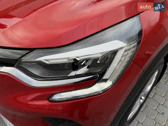 Красный Рено Каптур, объемом двигателя 1.3 л и пробегом 28 тыс. км за 18500 $, фото 4 на Automoto.ua