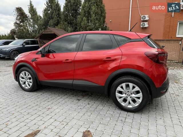 Красный Рено Каптур, объемом двигателя 1.3 л и пробегом 28 тыс. км за 18500 $, фото 22 на Automoto.ua