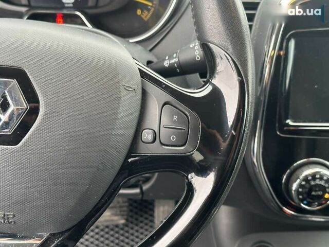 Рено Каптур, объемом двигателя 1.2 л и пробегом 87 тыс. км за 11990 $, фото 22 на Automoto.ua