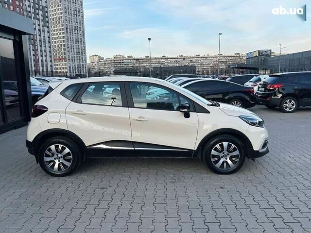 Рено Каптур, объемом двигателя 1.2 л и пробегом 71 тыс. км за 11999 $, фото 7 на Automoto.ua