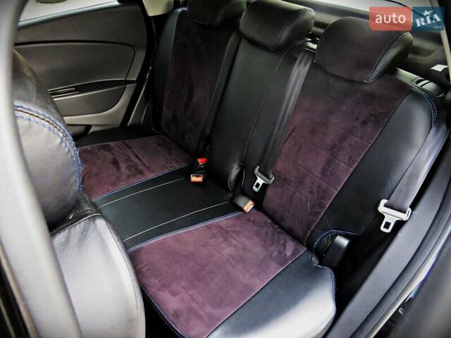 Рено Каптур, объемом двигателя 1.2 л и пробегом 122 тыс. км за 11500 $, фото 15 на Automoto.ua