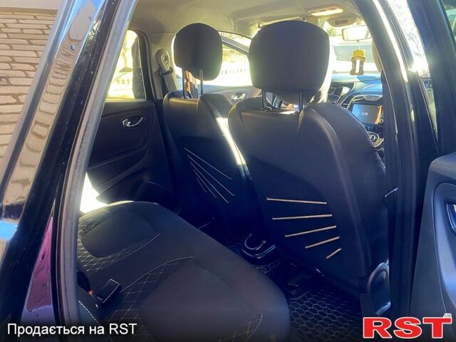 Рено Каптур, объемом двигателя 15 л и пробегом 92 тыс. км за 14000 $, фото 3 на Automoto.ua