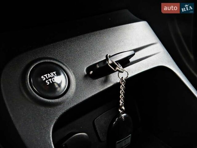 Рено Каптур, объемом двигателя 1.2 л и пробегом 122 тыс. км за 11500 $, фото 11 на Automoto.ua