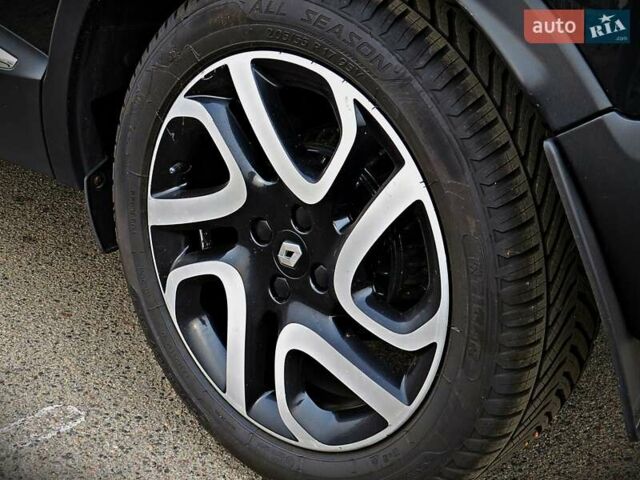 Рено Каптур, объемом двигателя 1.2 л и пробегом 122 тыс. км за 11500 $, фото 4 на Automoto.ua