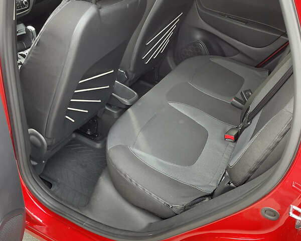 Рено Каптур, об'ємом двигуна 1.46 л та пробігом 88 тис. км за 13950 $, фото 7 на Automoto.ua