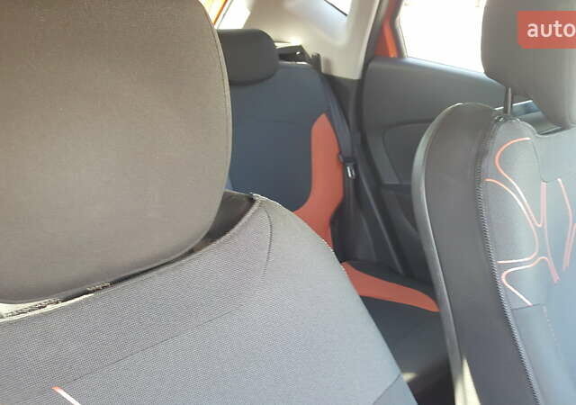 Рено Каптур, объемом двигателя 1.5 л и пробегом 285 тыс. км за 12800 $, фото 7 на Automoto.ua