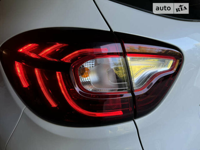 Рено Каптур, объемом двигателя 1.5 л и пробегом 87 тыс. км за 14900 $, фото 15 на Automoto.ua