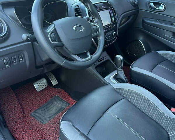 Рено Каптур, объемом двигателя 1.5 л и пробегом 87 тыс. км за 14900 $, фото 20 на Automoto.ua