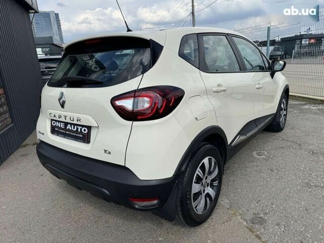 Рено Каптур, объемом двигателя 0.9 л и пробегом 54 тыс. км за 15490 $, фото 5 на Automoto.ua