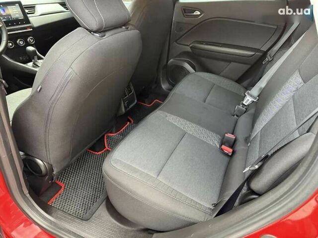 Рено Каптур, об'ємом двигуна 1.3 л та пробігом 28 тис. км за 18500 $, фото 2 на Automoto.ua